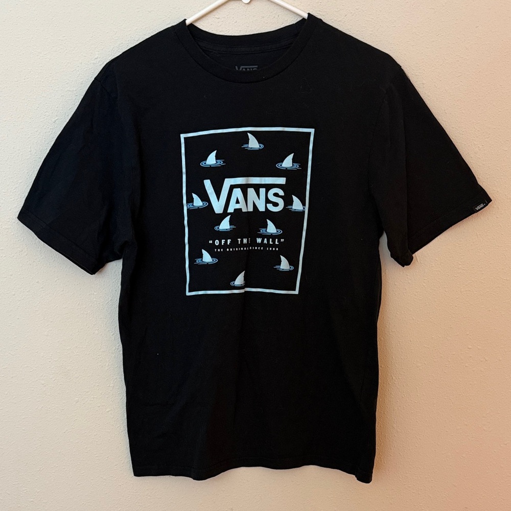 Vans Off the Wall Boys Classic Fit Black Tee with Sailboat Graphic SizeXL